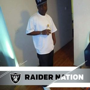 Meet your Posher, Ray